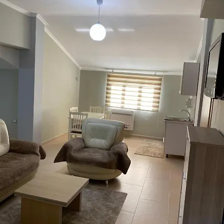 Cozy Guesthouse Korce كورتشي
