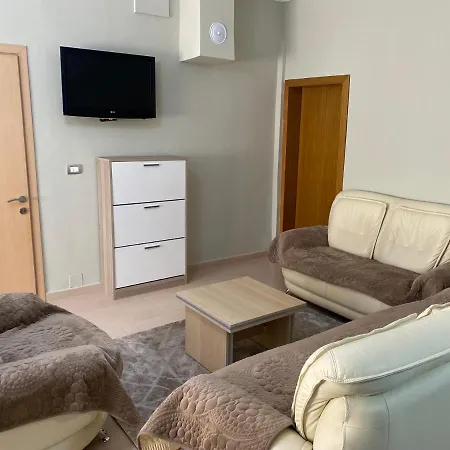 شقة Cozy Guesthouse Korce كورتشي